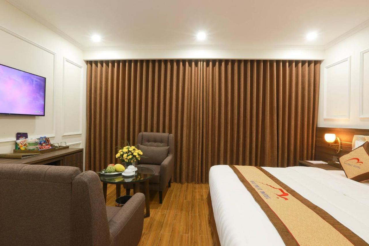 Dai Phat Hotel Hanoi Exterior photo