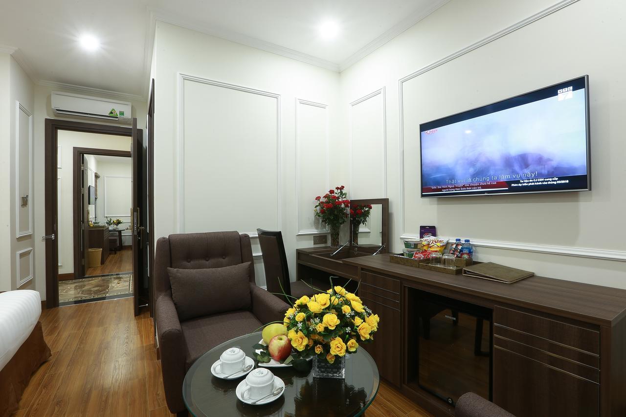 Dai Phat Hotel Hanoi Exterior photo