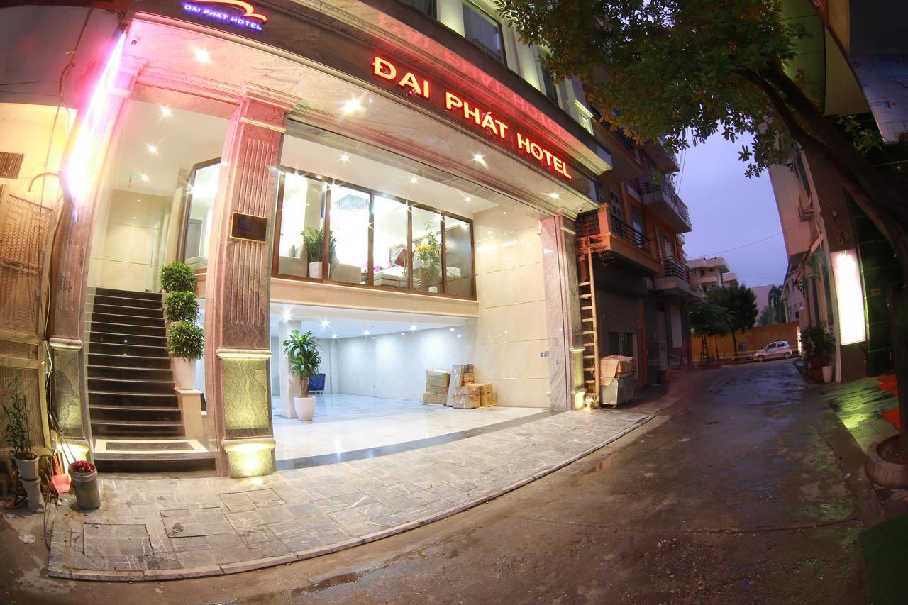 Dai Phat Hotel Hanoi Exterior photo