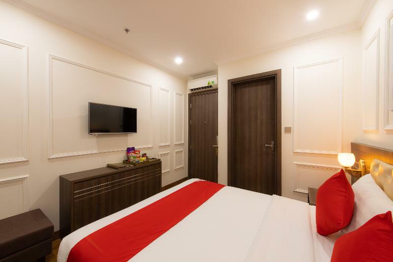 Dai Phat Hotel Hanoi Exterior photo