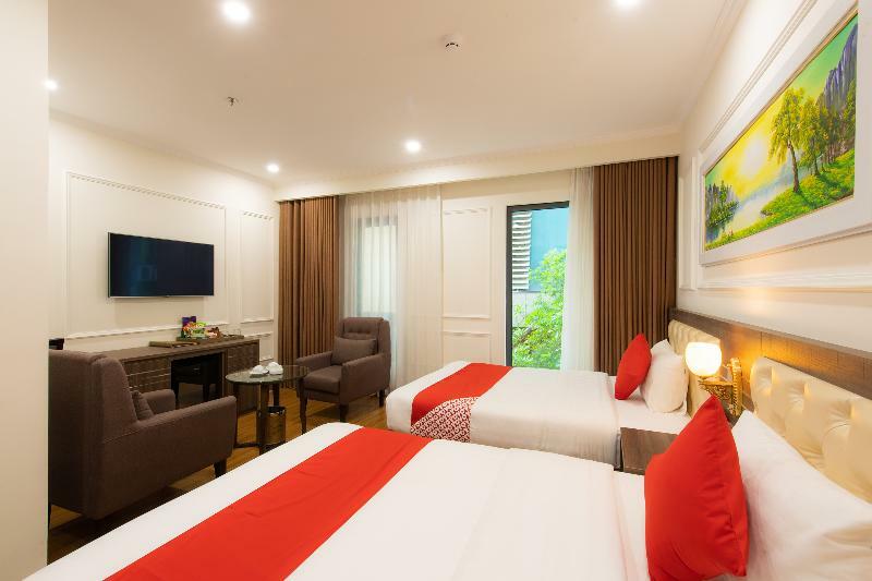 Dai Phat Hotel Hanoi Exterior photo